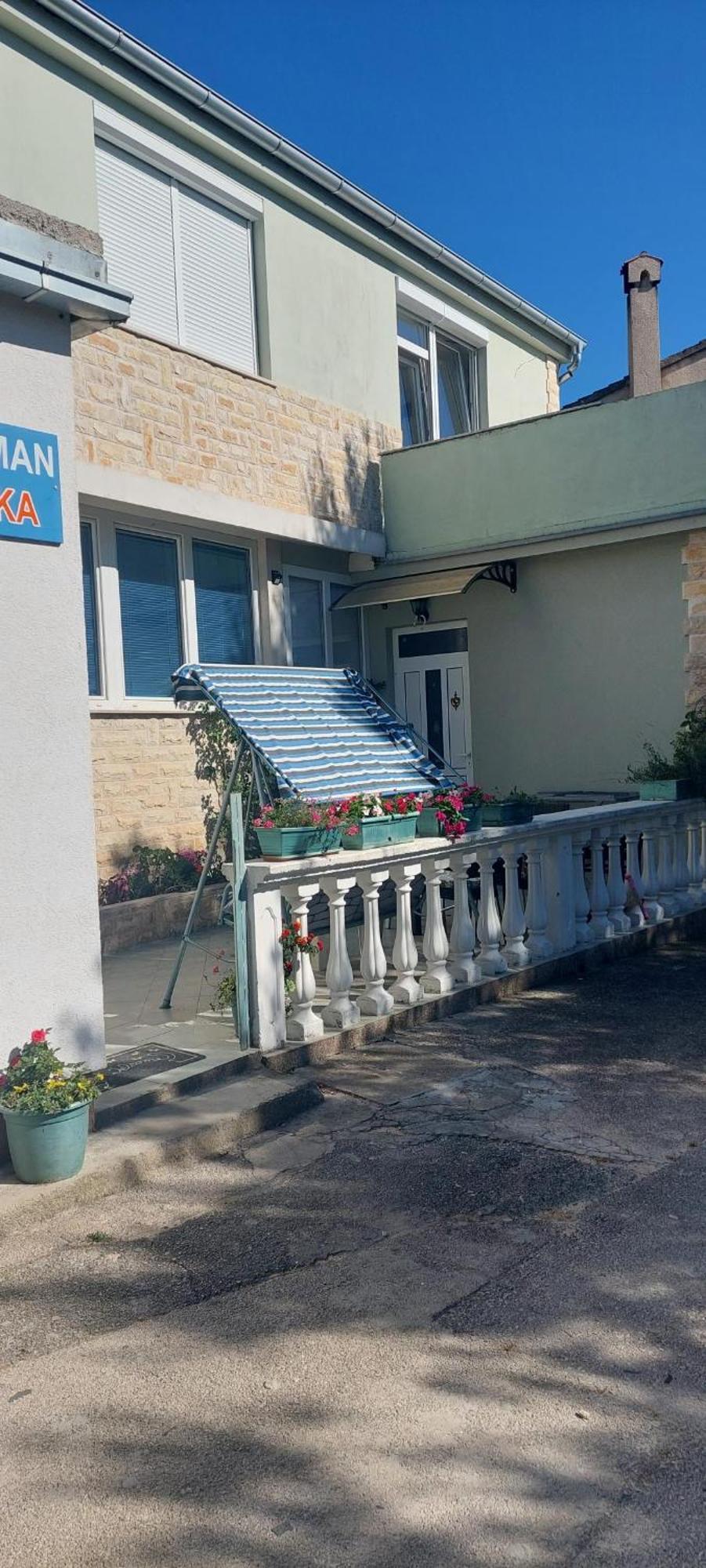Apartment Apartman Sibenka